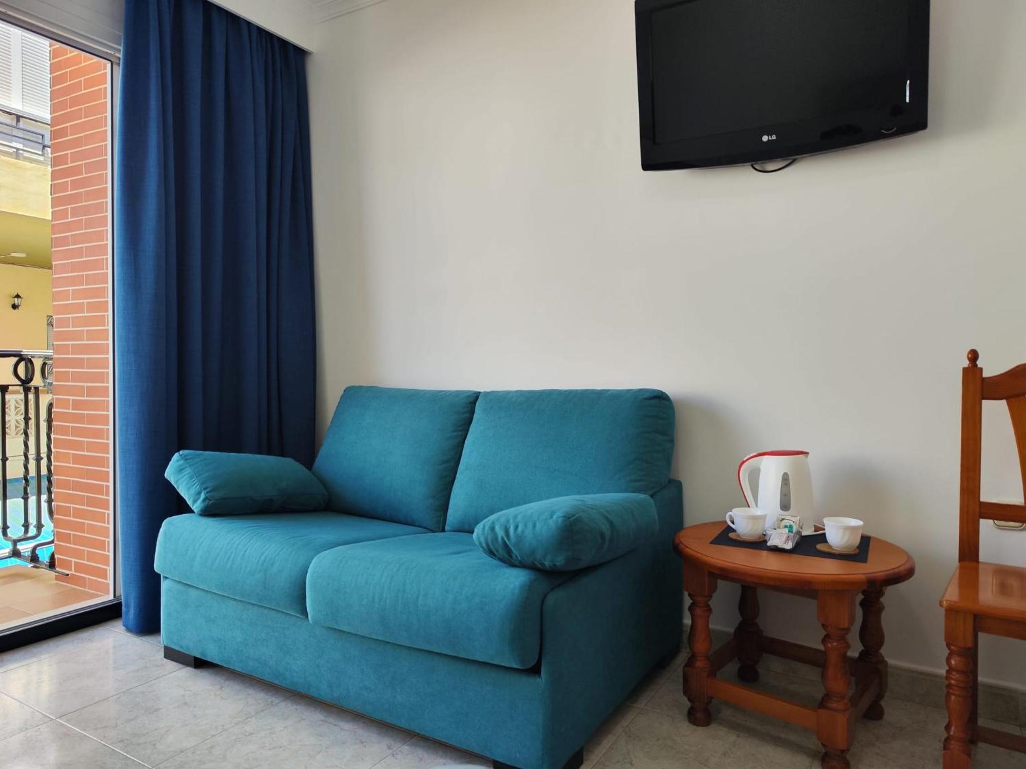 Leonor Carihuela Apartament