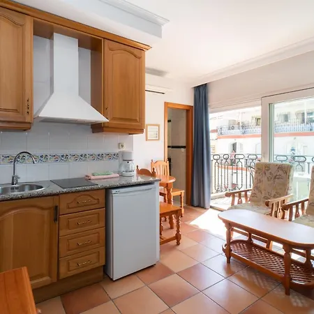 Apartamentos Leonor Carihuela Torremolinos Exterior photo