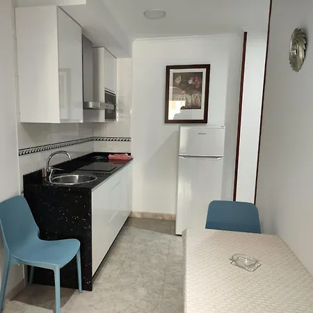 Apartamentos Leonor Carihuela Torremolinos Exterior photo