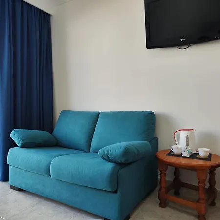 Apartamentos Leonor Carihuela Torremolinos Exterior photo
