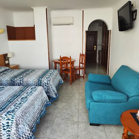 Apartamentos Leonor Carihuela Torremolinos Exterior photo